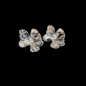 Irregular Wrinkle Flower Stud Earrings Minimalist Hammered Metal Jewelry With 925 Sterling Silver Earring Post For Women
