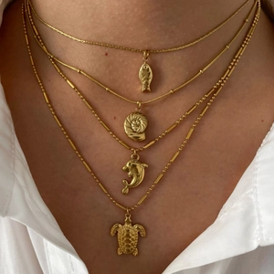 Ocean Animal Pendant Necklace 18K Gold Plated Stainless Steel Vintage Sea Turtle Dolphin Conch Fish Clavicle Chain For Women