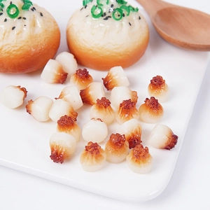 Miniature realistic fried bun models with green onion detail for DIY dollhouse kitchen