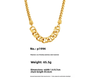 Detail of 18K gold plated stainless steel piggy nose chain necklace with size dimensions