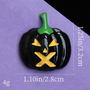 Dettaglio delle dimensioni dell'accessorio zucca di Halloween in resina lucida