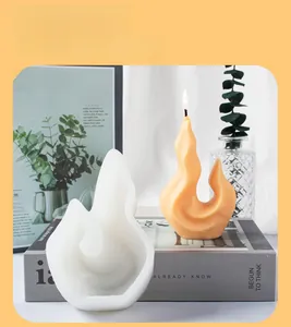 Dettaglio dello stampo in silicone a fiamma e candela a corallo in stile nordico