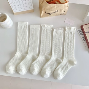 Damen Weiße Baumwolle Mesh Hollow Out Kniestrümpfe Süße Spitze Atmungsaktiv Dünne Slouch Socken JK Stil