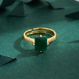 Vintage Chinese Style Square Emerald Green Rhinestone Open Ring For Women Minimalist Gold Plated Adjustable Copper Ring Jewelry