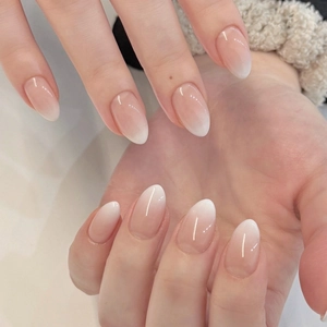 White Gradient French Almond Press On Nails ABS Glossy Short Manicure For Women