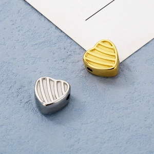 Ciondoli a cuore con strisce in acciaio inossidabile lucido color oro e argento