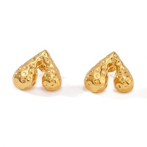 Irregular hammered gold heart stud earrings in 18K gold plated stainless steel finish
