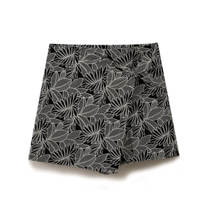 Women High Waisted Leaf Embroidery Skort Cotton Blend Asymmetric Wrap Tropical Pattern Retro Vacation Mini Shorts