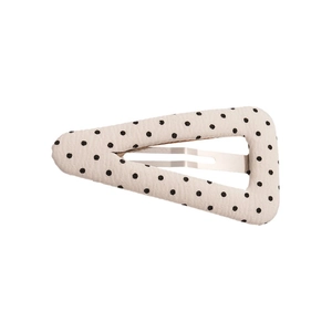 Elegante molletta a triangolo rivestita in tessuto a pois neri su base bianco crema