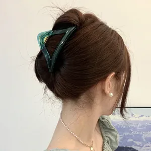 Triangle Hair Claw Clip Acetate Resin Geometric Large Shark Clip Elegant Retro Hair Accessories For Women Thick Hair