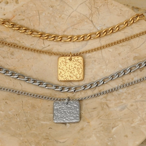 Double layered 316 stainless steel square pendant necklaces with hammered texture gold and silver