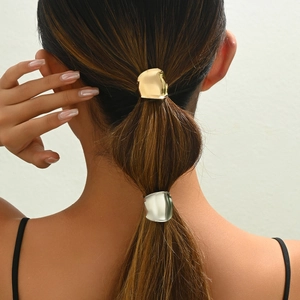 French Vintage Metal Ponytail Hook Hair Clip Irregular Curved Surface Minimalist Hair Styling Accessory For Women