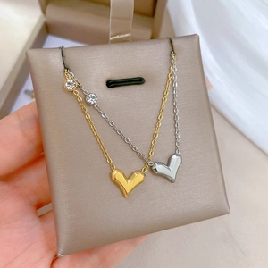 Heart Pendant Necklace Titanium Steel Zircon Inlaid Minimalist Gold Plated Clavicle Chain Jewelry For Women
