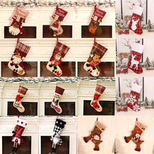 Lot de 14 chaussettes de Noël assorties avec motifs de Père Noël, bonhomme et cerf