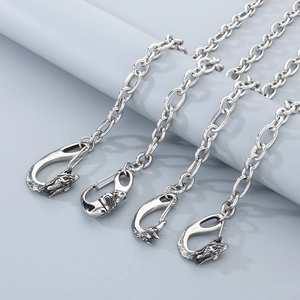 Punk style stainless steel wallet chain with wolf head hooks and silver O-link design