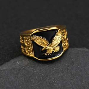 Men's 316 Stainless Steel Eagle Signet Ring Hip Hop Gold Plated Black Enamel Retro Punk Animal Domineering Finger Ring Jewelry