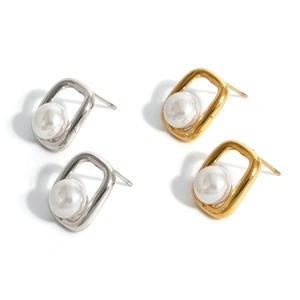 Elegant rectangular stainless steel earrings with white pearls in gold and silver finish