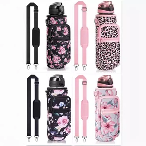 Portable SBR diving fabric water bottle sleeve with adjustable strap and zipper pocket
