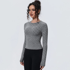 T-shirt de yoga à manches longues ajusté en tissu gris chiné respirant et col rond