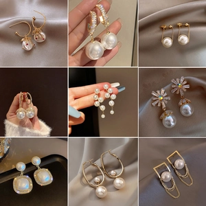 Elegant Faux Artificial Pearl Earrings Alloy Zircon C Shaped Hoop Dangle Korean Style Women Jewelry Accessory