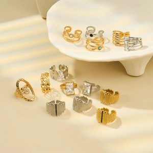 Chic geometric titanium steel rings in gold and silver finish with crystal inlays