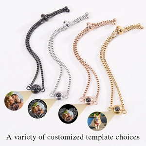Bracciale proiezione foto personalizzato in quattro colori con catena quadrata regolabile