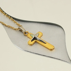 Collier avec pendentif croix en acier doré 18K et argent au design vintage