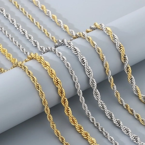 Chaîne torsadée de 6mm et 8mm en or et argent avec un fermoir mousqueton résistant
