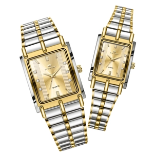 Coffret de montres de luxe pour couple avec cadran rectangulaire et bracelet bicolore