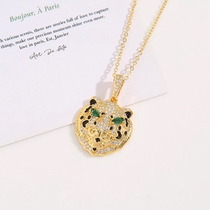 18K gold plated brass leopard head pendant necklace with sparkling cubic zirconia stones