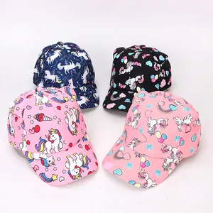Kinder Baseballkappe mit Cartoon-Einhorn und Regenbogen-Prints in vier Farben