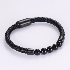 Bracciale in pelle nera intrecciata per uomo e donna con perline di onice e fibbia magnetica