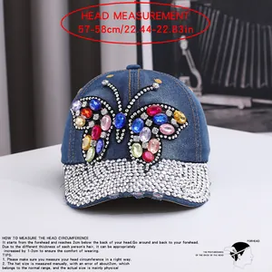 Vue détaillée de la casquette en jean avec papillon strass et guide des tailles