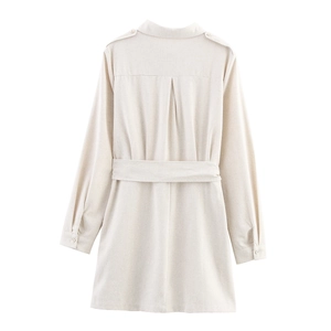 Robe chemise utilitaire kaki rétro avec manches longues et ceinture réglable vue de dos