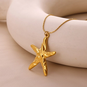 18K gold plated stainless steel starfish pendant necklace with minimalist gold chain link