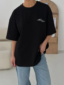 Casual μαύρο βαμβακερό T-shirt με λευκό τύπωμα Miart Land για γυναίκες, μοντέρνο στυλ
