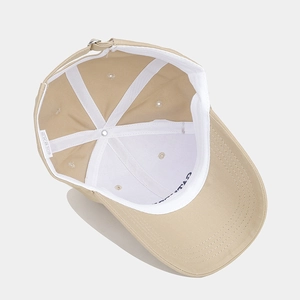 Structure interne de la casquette de baseball en coton kaki avec boucle en métal réglable
