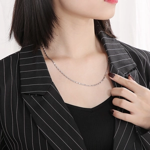 Chic silver stainless steel necklace for women in a minimalist paperclip chain style
