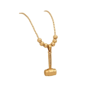Collier marteau plaqué or 18K avec strass scintillants sur une chaîne à billes