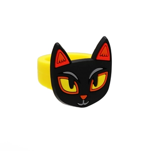 Cute cartoon black cat silicone ring with yellow band for kids, high-quality toy gift