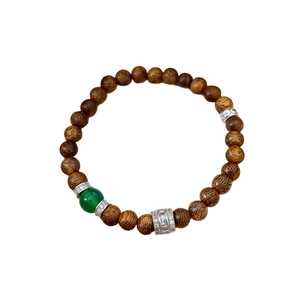 Vintage agarwood beaded bracelet with green agate and zircon accents in minimalist style