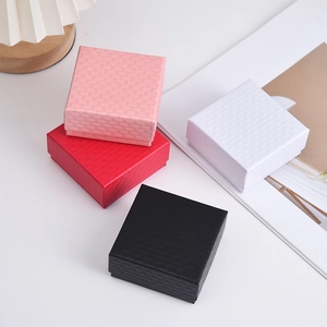 Jewelry Gift Box Cardboard Diamond Rhombus Texture With Sponge Lining For Necklace Pendant Earrings Bracelet Square