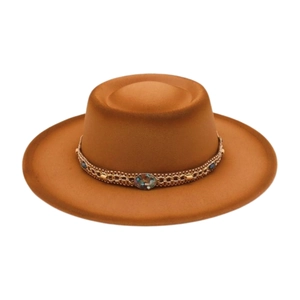 Classic camel wool felt fedora with a flat brim and elegant gold chain link band