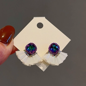 Elegant fan-shaped earrings with purple gradient crystals and white pleated textures