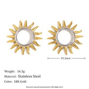 Vintage sunburst stud earrings in 18K gold plated stainless steel, 35.3mm hollow design