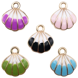 Five-color shell charms set with metal edges and colorful oil drip finish for DIY jewelry