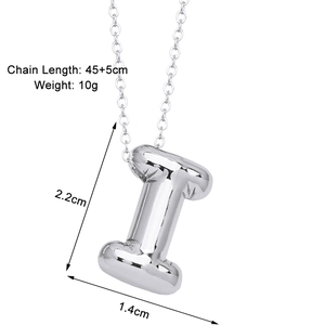 Polished silver letter I pendant necklace with size dimensions 2.2cm and 45cm chain length