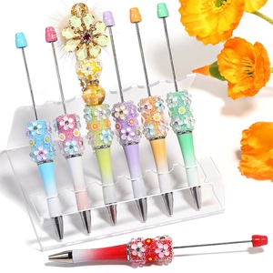 DIY colorful gradient beaded pens with sparkling diamond flower charms and bead decorations