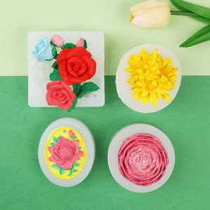 Detailansicht Silikonform-Set für 3D-Rosen und Sonnenblumen aus Gips und Wachs