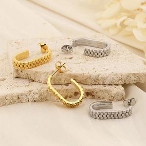 Vintage Geometric Hoop Earrings For Women Stainless Steel U Shape Triangle Watchband Texture Fashion Jewelry Accessory